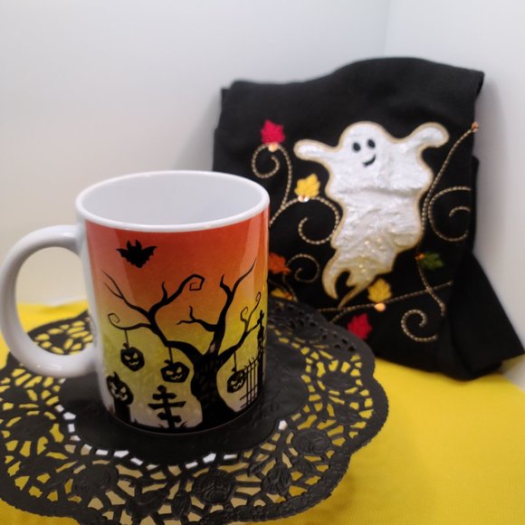 "Halloween" Coffee Spooky Mug / Cup- 11 oz. Ceramic NWT - Picture 2 of 8